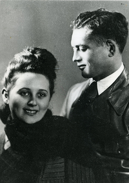 Halina Dexler & Alan Zimm, 1946
